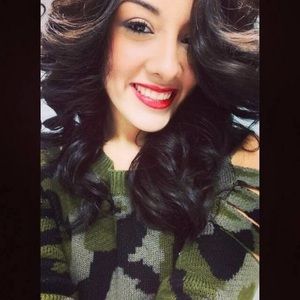 Meet your Posher, Priscilla